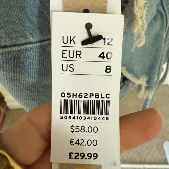 Denim Ruffle Crop Top - Picture 3 of 3